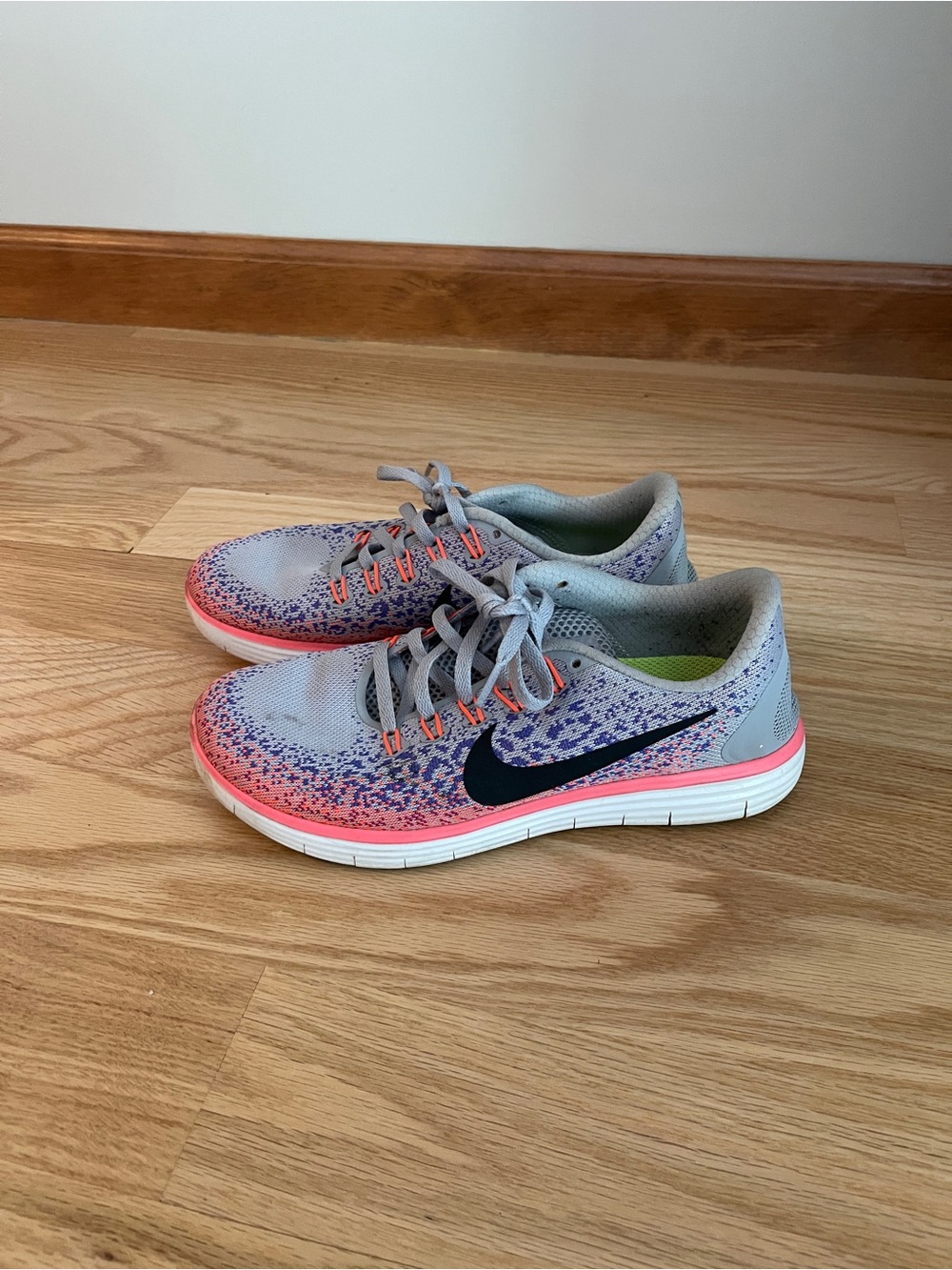 Nike Women’s Gray, Pink & Purple Athletic Running Shoes
